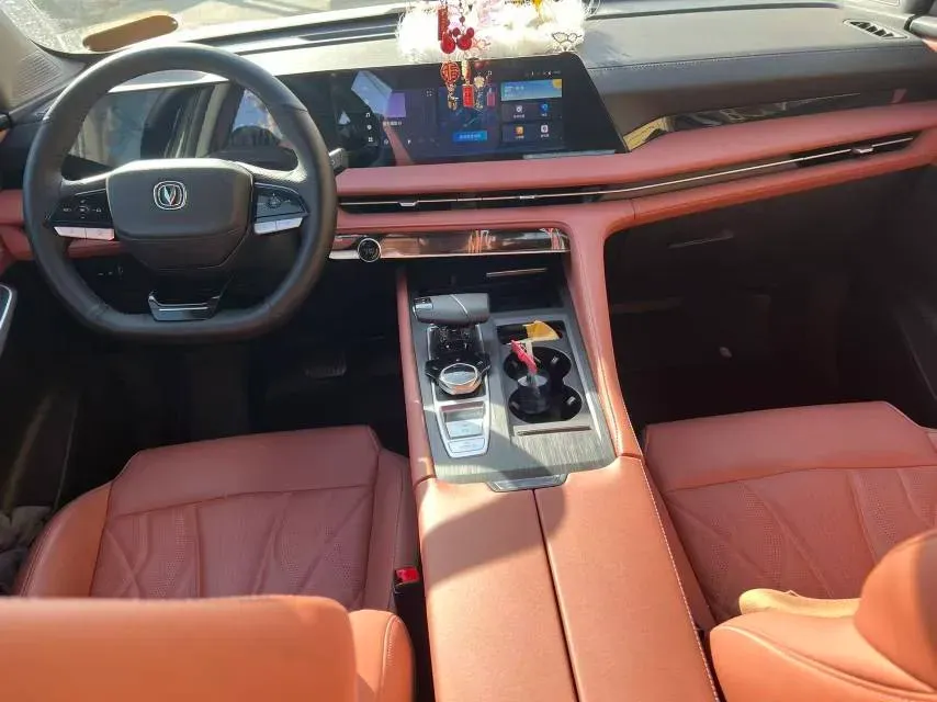 2024 ChangAn CS75 Plus 1.5T 188HP L4 8AT,autocango,china used car exporter,china ev exporter,chinese used car exporter,chinese used ev exporter