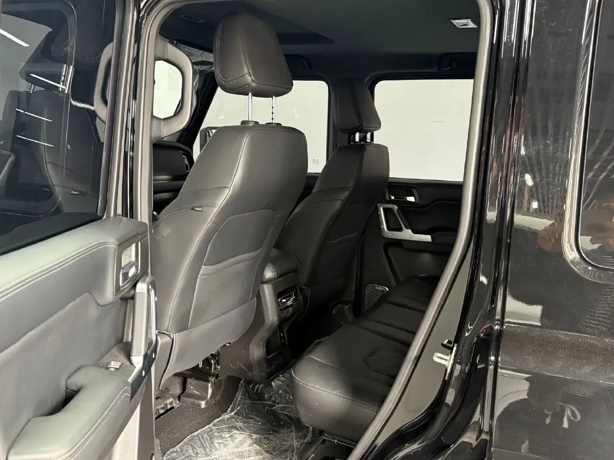 2024 212 212 T01 2.0T 252HP L4 8AT,autocango,china used car exporter,china ev exporter,chinese used car exporter,chinese used ev exporter