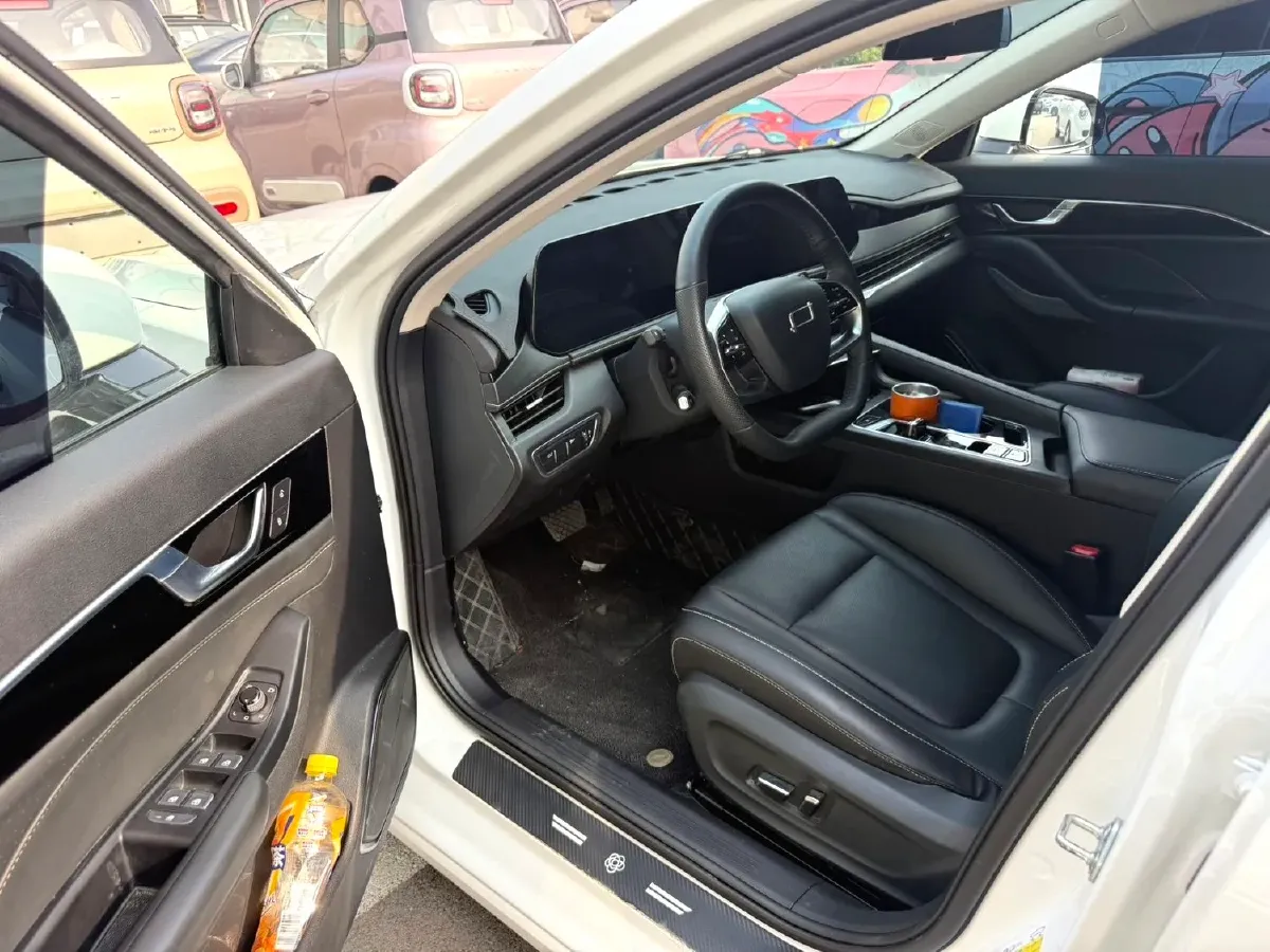 2024 Bestune B70 2.0T 224HP L4 6AT,autocango,china used car exporter,china ev exporter,chinese used car exporter,chinese used ev exporter