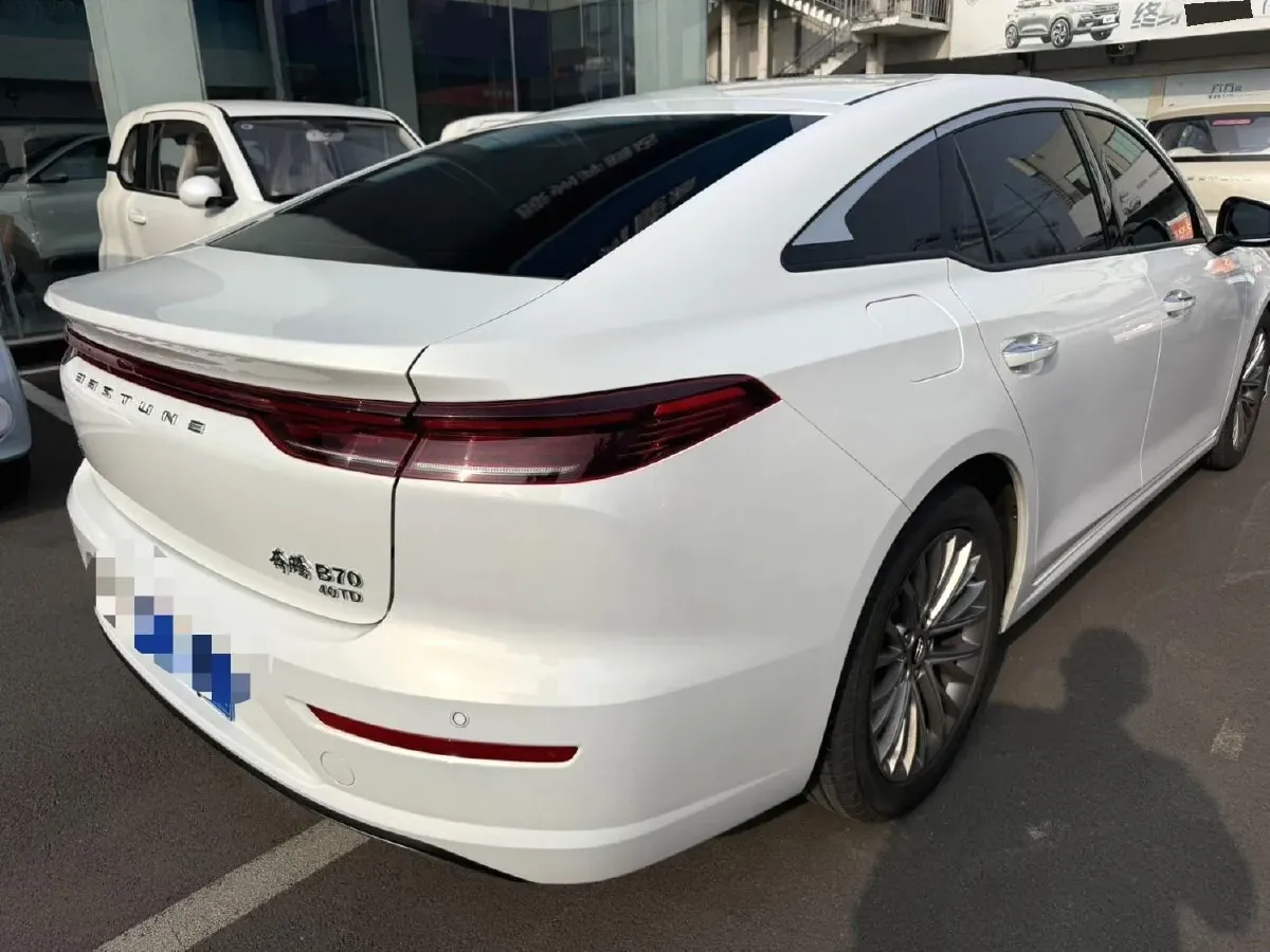 2024 Bestune B70 2.0T 224HP L4 6AT,autocango,china used car exporter,china ev exporter,chinese used car exporter,chinese used ev exporter