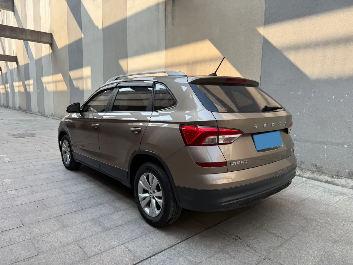 2021 Skoda Kamiq 1.5L 112HP L4 6AT,autocango,china used car exporter,china ev exporter,chinese used car exporter,chinese used ev exporter