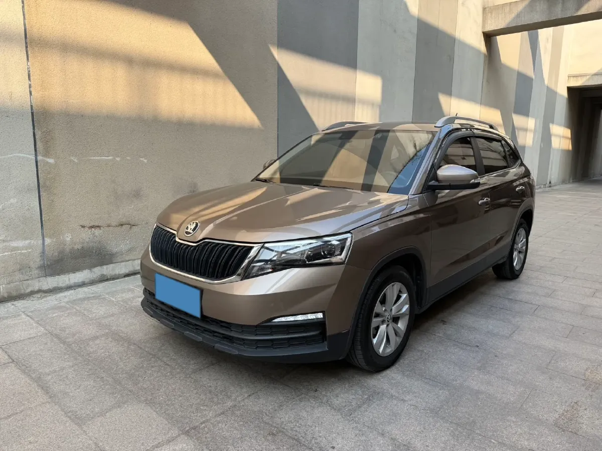 2021 Skoda Kamiq 1.5L 112HP L4 6AT,autocango,china used car exporter,china ev exporter,chinese used car exporter,chinese used ev exporter