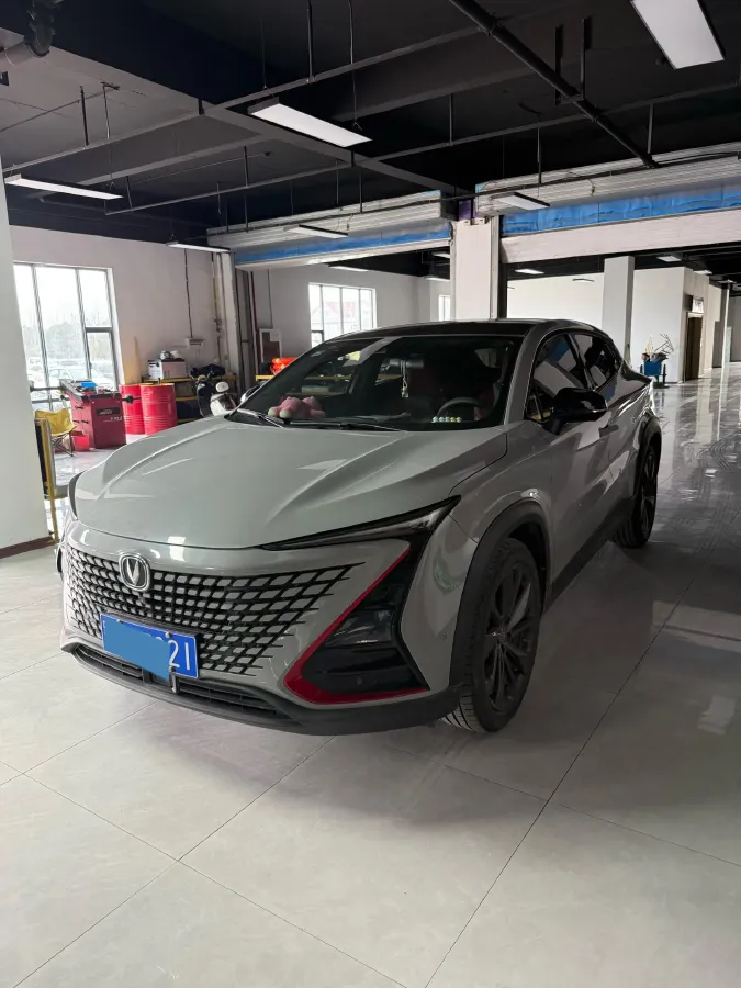 2020 ChangAn UNI-T 1.5T 180HP L4 7DCT,autocango,china used car exporter,china ev exporter,chinese used car exporter,chinese used ev exporter