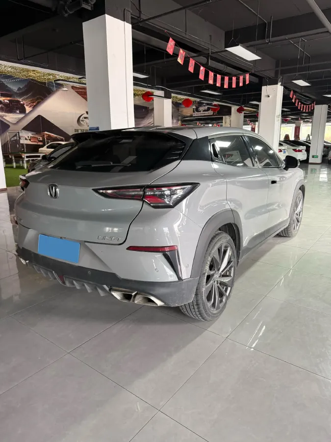 2020 ChangAn UNI-T 1.5T 180HP L4 7DCT,autocango,china used car exporter,china ev exporter,chinese used car exporter,chinese used ev exporter