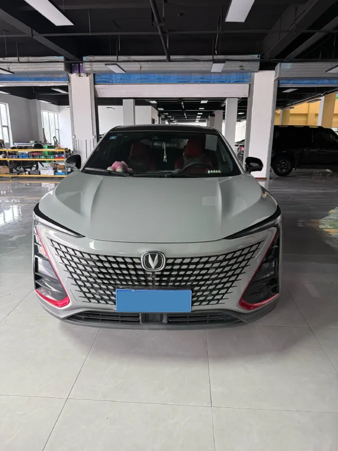 2020 ChangAn UNI-T 1.5T 180HP L4 7DCT,autocango,china used car exporter,china ev exporter,chinese used car exporter,chinese used ev exporter