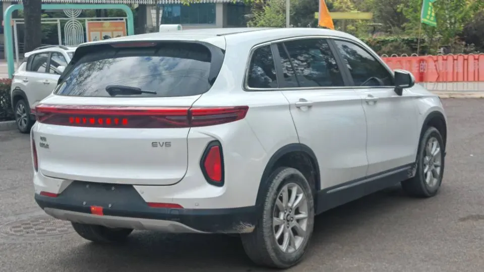 2023 Skyworth EV6 BEV 51.92KWH,autocango,china used car exporter,china ev exporter,chinese used car exporter,chinese used ev exporter