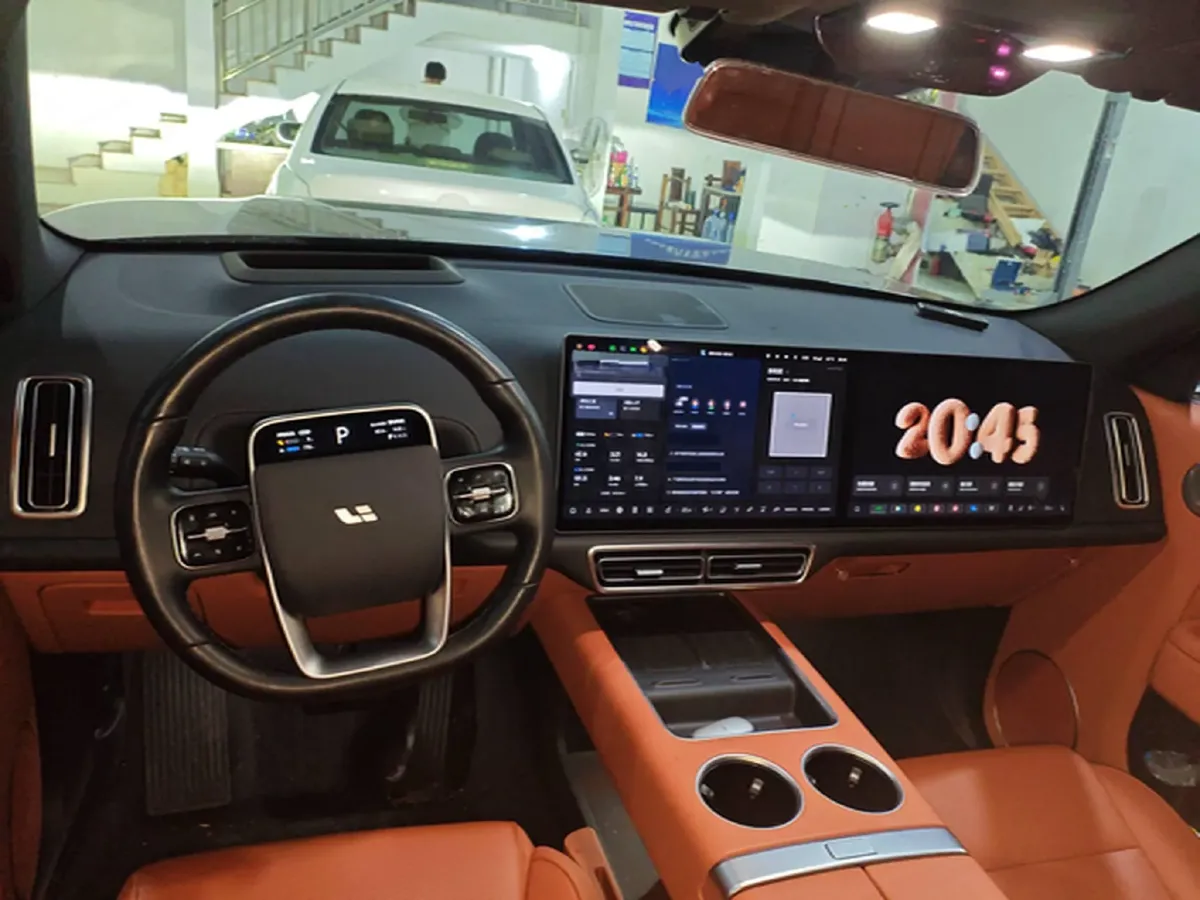 2024 Li L8 Range Extended 154HP REEV 42.8KWH,autocango,china used car exporter,china ev exporter,chinese used car exporter,chinese used ev exporter