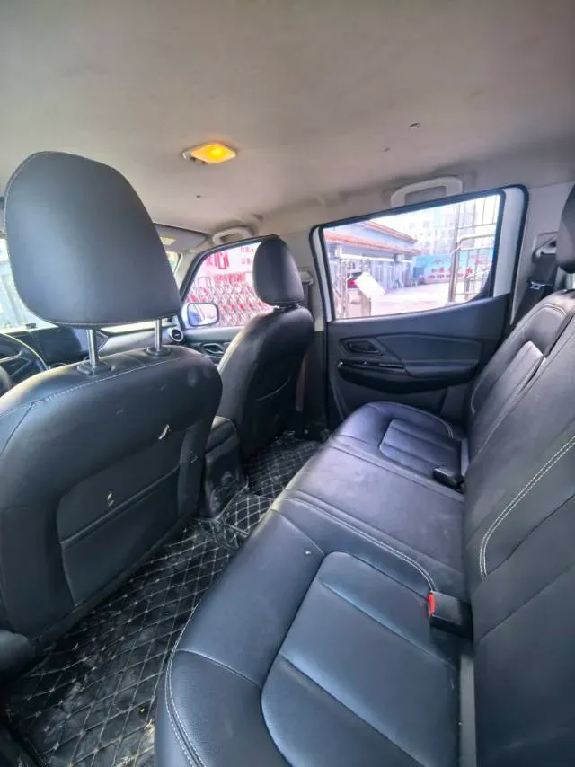 2021 Dongfeng RuiQi 2.4L 158HP L4 5MT,autocango,china used car exporter,china ev exporter,chinese used car exporter,chinese used ev exporter