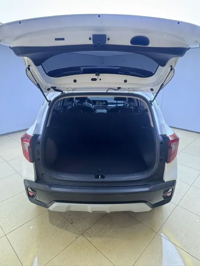 2023 Kia Seltos 1.5L 115HP L4 CVT,autocango,china used car exporter,china ev exporter,chinese used car exporter,chinese used ev exporter