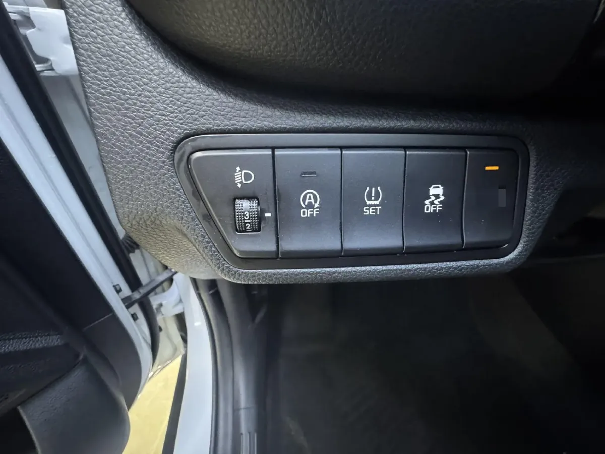 2023 Kia Seltos 1.5L 115HP L4 CVT,autocango,china used car exporter,china ev exporter,chinese used car exporter,chinese used ev exporter