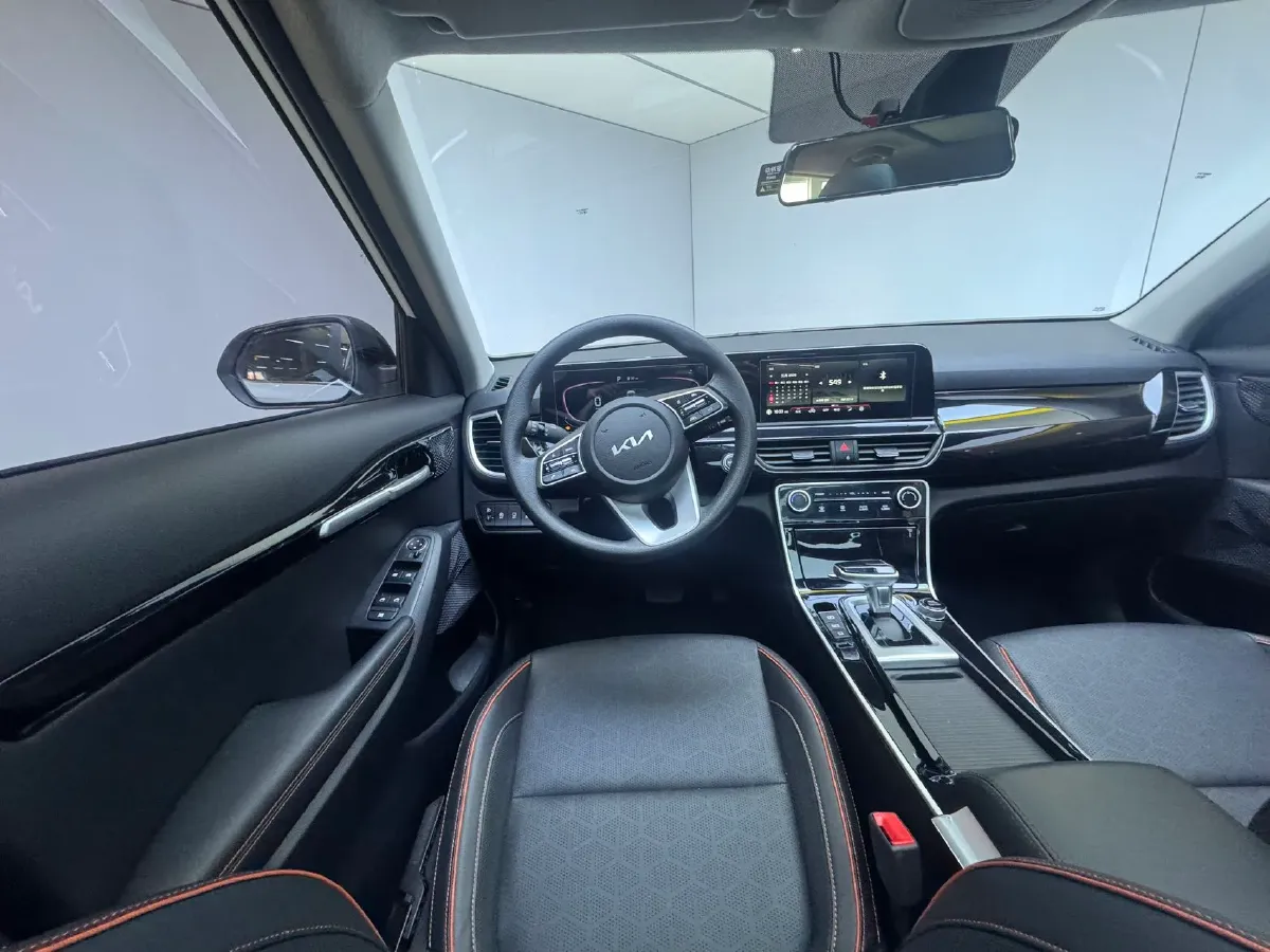 2023 Kia Seltos 1.5L 115HP L4 CVT,autocango,china used car exporter,china ev exporter,chinese used car exporter,chinese used ev exporter