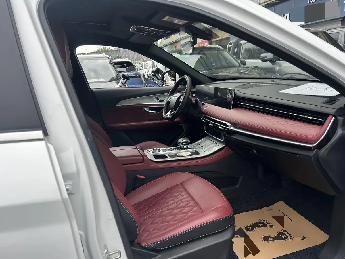 2023 ChangAn Oshan X7 Plus 1.5T 188HP L4 7DCT,autocango,china used car exporter,china ev exporter,chinese used car exporter,chinese used ev exporter