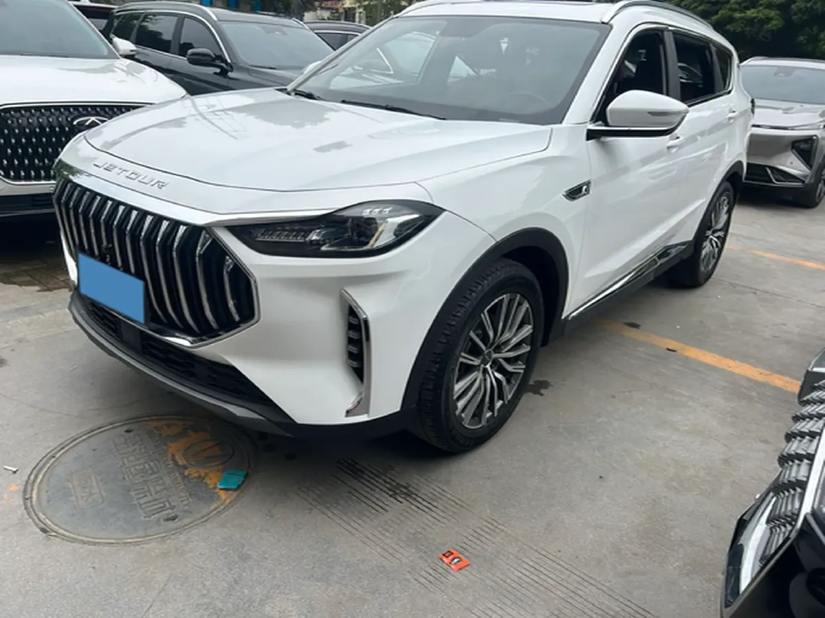 2023 ChangAn Oshan X7 Plus 1.5T 188HP L4 7DCT,autocango,china used car exporter,china ev exporter,chinese used car exporter,chinese used ev exporter