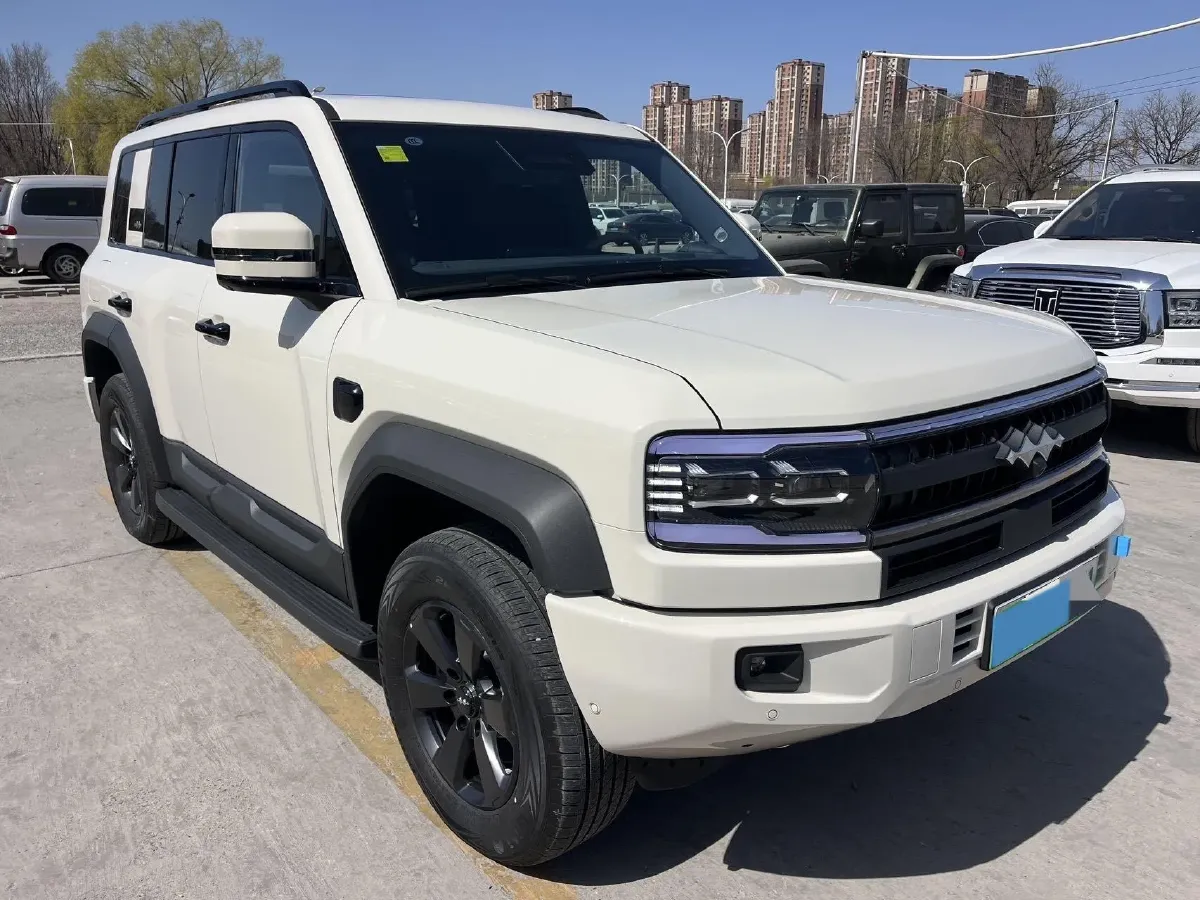 2025 FangChengBao Bao 5 1.5T 194HP L4 E-CVT PHEV,autocango,china used car exporter,china ev exporter,chinese used car exporter,chinese used ev exporter