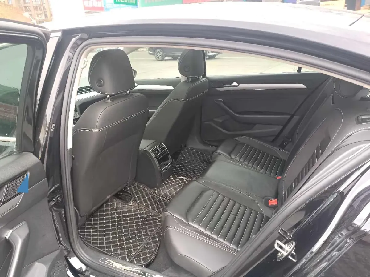 2020 Volkswagen Magotan 1.4T 150HP L4 7DCT,autocango,china used car exporter,china ev exporter,chinese used car exporter,chinese used ev exporter