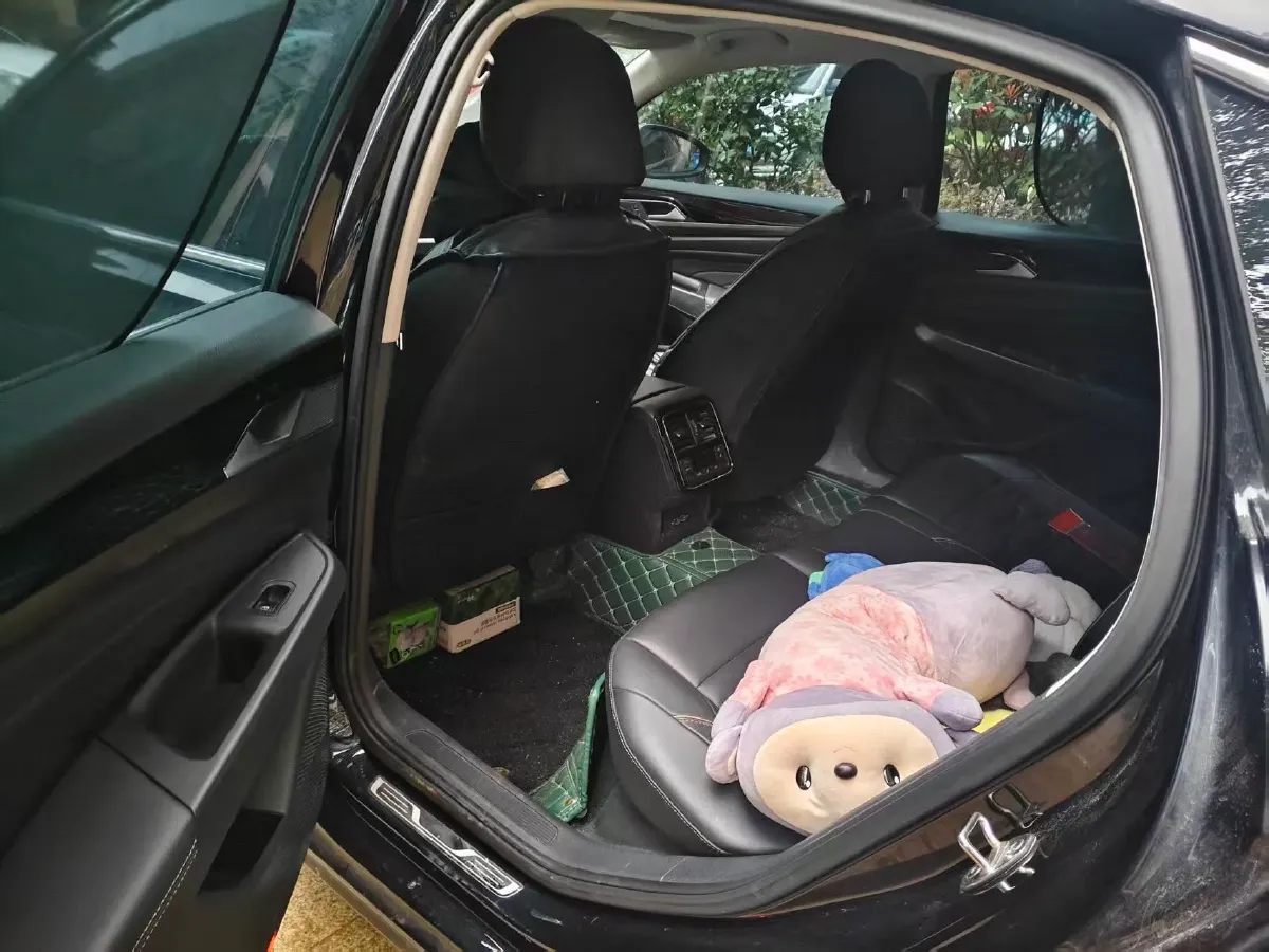 2019 Skoda Kodiak 2.0T 186HP L4 7DCT,autocango,china used car exporter,china ev exporter,chinese used car exporter,chinese used ev exporter