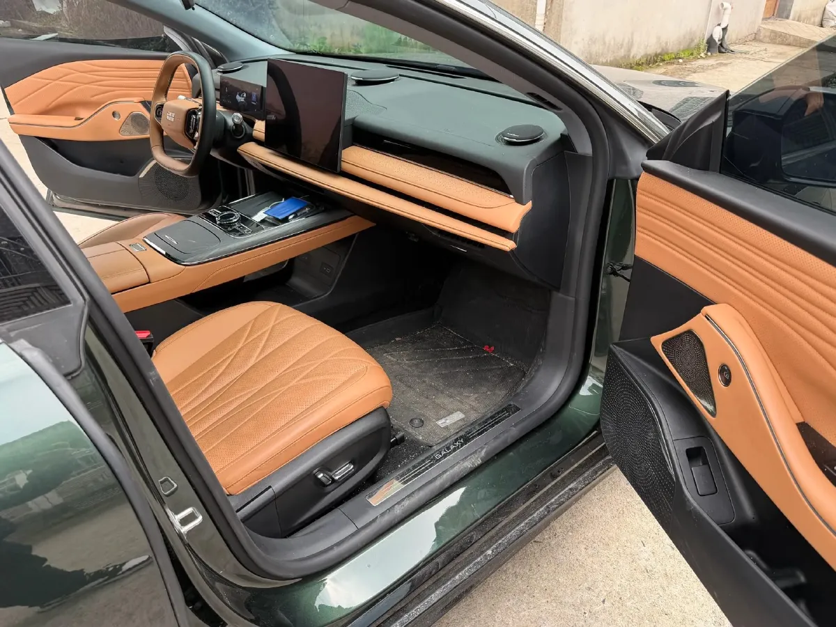 2025 Geely Galaxy Starshine 8 1.5L 112HP L4 1DHT PHEV,autocango,china used car exporter,china ev exporter,chinese used car exporter,chinese used ev exporter