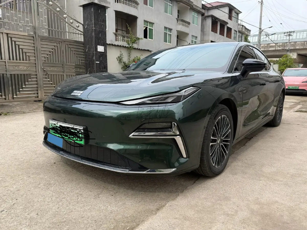 2025 Geely Galaxy Starshine 8 1.5L 112HP L4 1DHT PHEV,autocango,china used car exporter,china ev exporter,chinese used car exporter,chinese used ev exporter