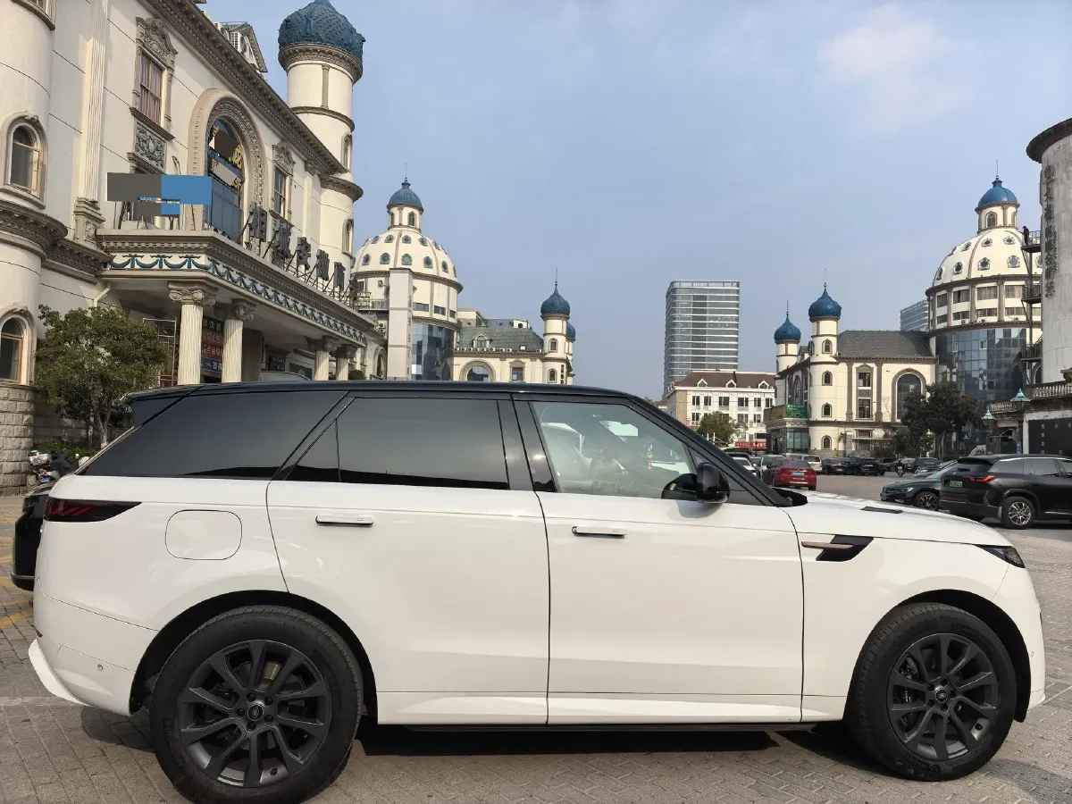 2023 Land Rover Range Rover Sport 3.0T 400HP L6 8AT,autocango,china used car exporter,china ev exporter,chinese used car exporter,chinese used ev exporter
