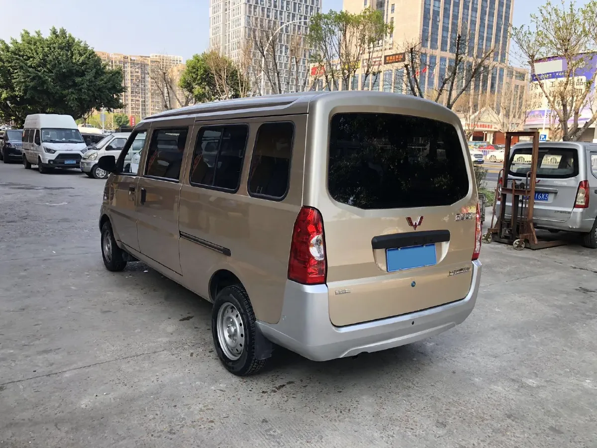 2026 Yuejin FuXing S 1.8L 133HP L4 5MT,autocango,china used car exporter,china ev exporter,chinese used car exporter,chinese used ev exporter