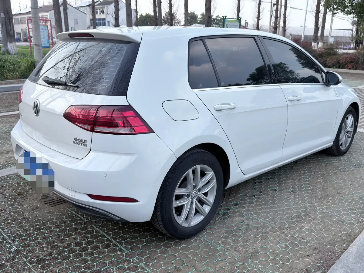 2018 Volkswagen Golf 1.4T 131HP L4 7DCT,autocango,china used car exporter,china ev exporter,chinese used car exporter,chinese used ev exporter