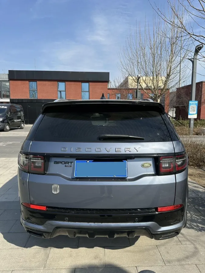 2022 Land Rover Discovery Sport 2.0T 249HP L4 9AT,autocango,china used car exporter,china ev exporter,chinese used car exporter,chinese used ev exporter