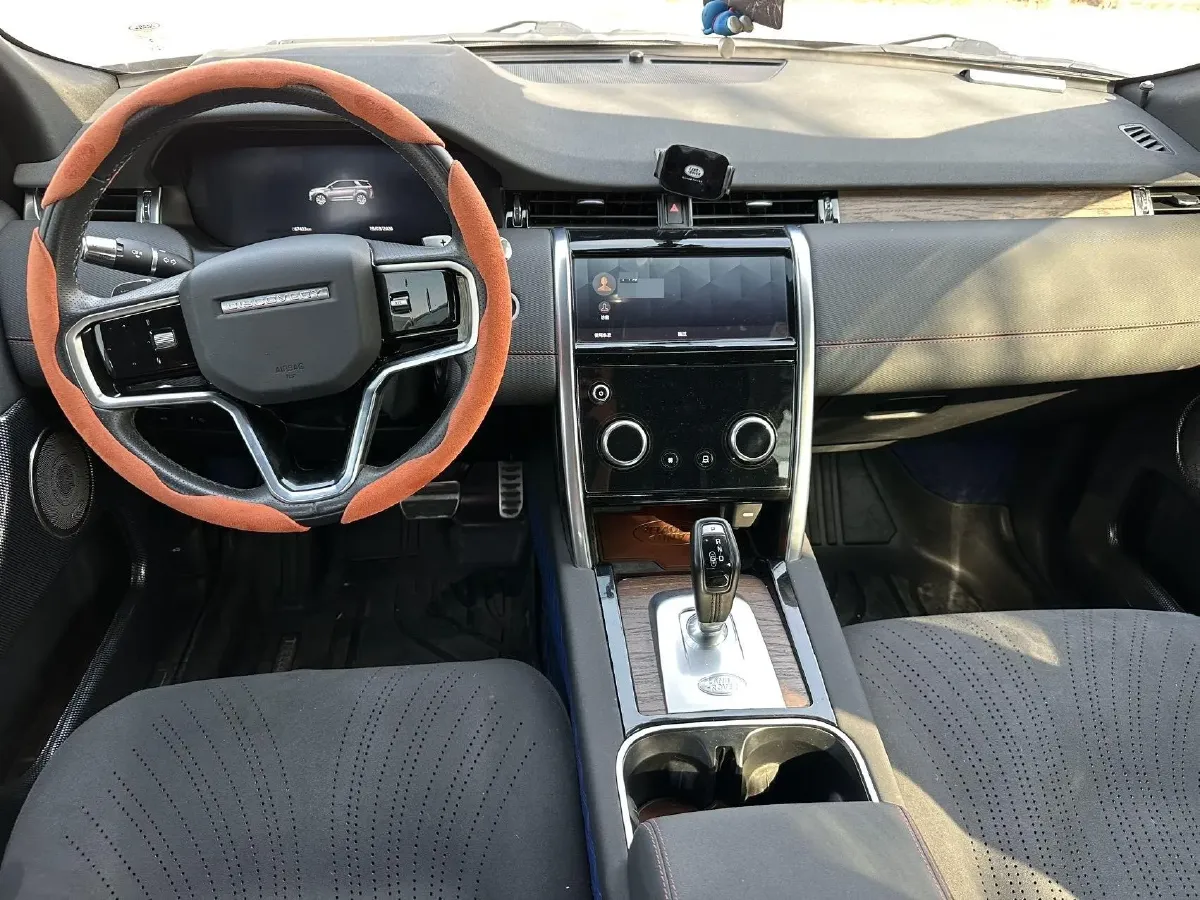2022 Land Rover Discovery Sport 2.0T 249HP L4 9AT,autocango,china used car exporter,china ev exporter,chinese used car exporter,chinese used ev exporter