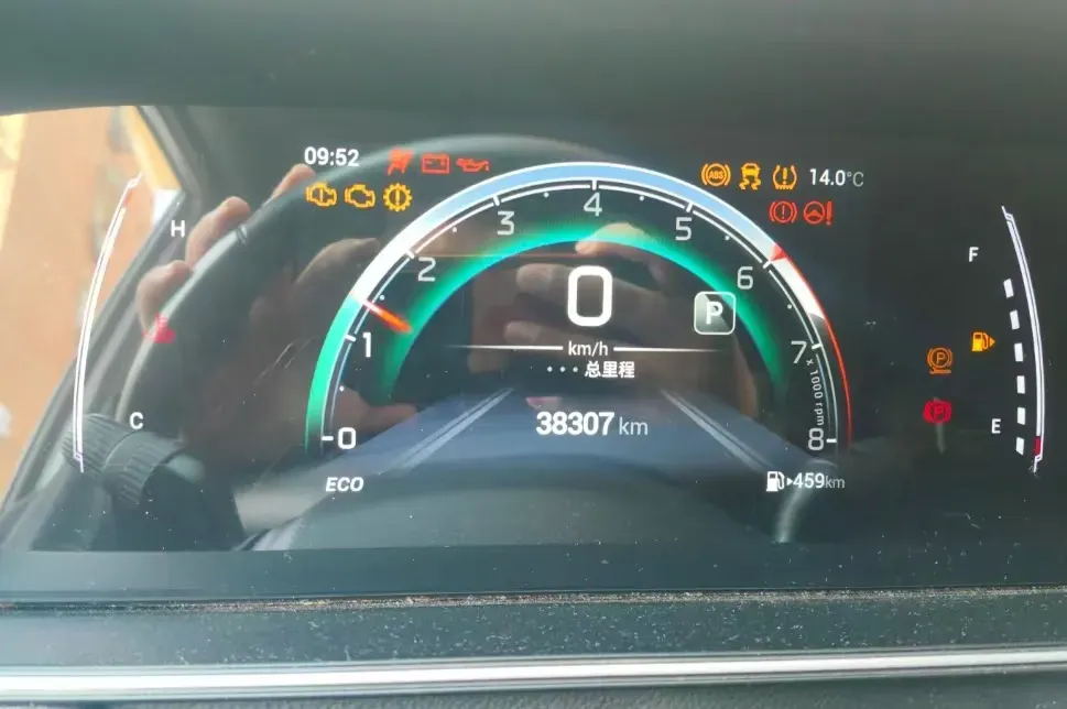 2023 GAC Trumpchi M6 1.5T 177HP L4 7DCT,autocango,china used car exporter,china ev exporter,chinese used car exporter,chinese used ev exporter