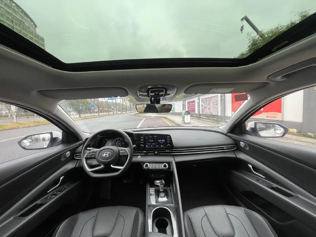 2021 Hyundai Elantra 1.5L 115HP L4 CVT,autocango,china used car exporter,china ev exporter,chinese used car exporter,chinese used ev exporter