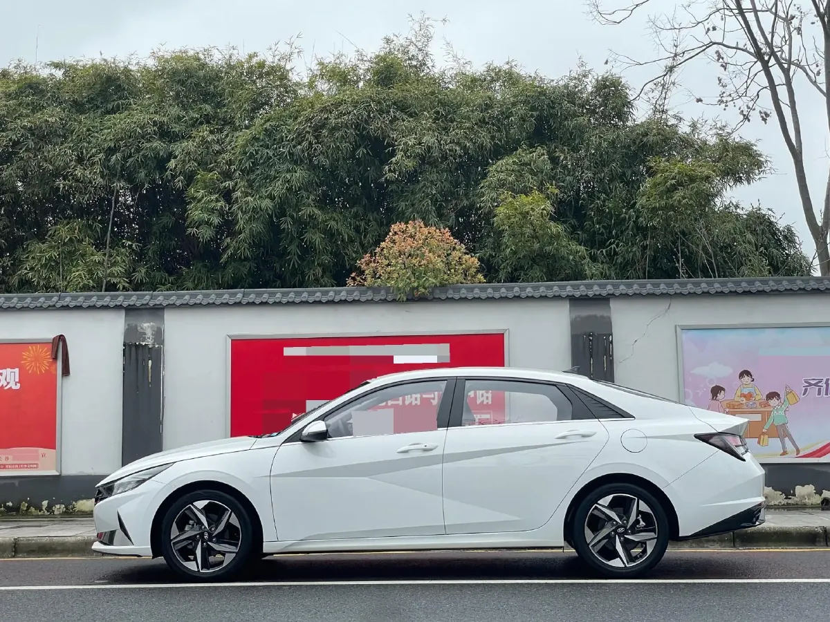 2021 Hyundai Elantra 1.5L 115HP L4 CVT,autocango,china used car exporter,china ev exporter,chinese used car exporter,chinese used ev exporter