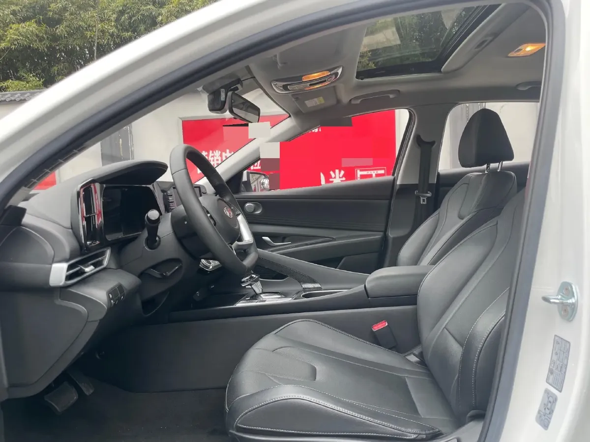 2021 Hyundai Elantra 1.5L 115HP L4 CVT,autocango,china used car exporter,china ev exporter,chinese used car exporter,chinese used ev exporter