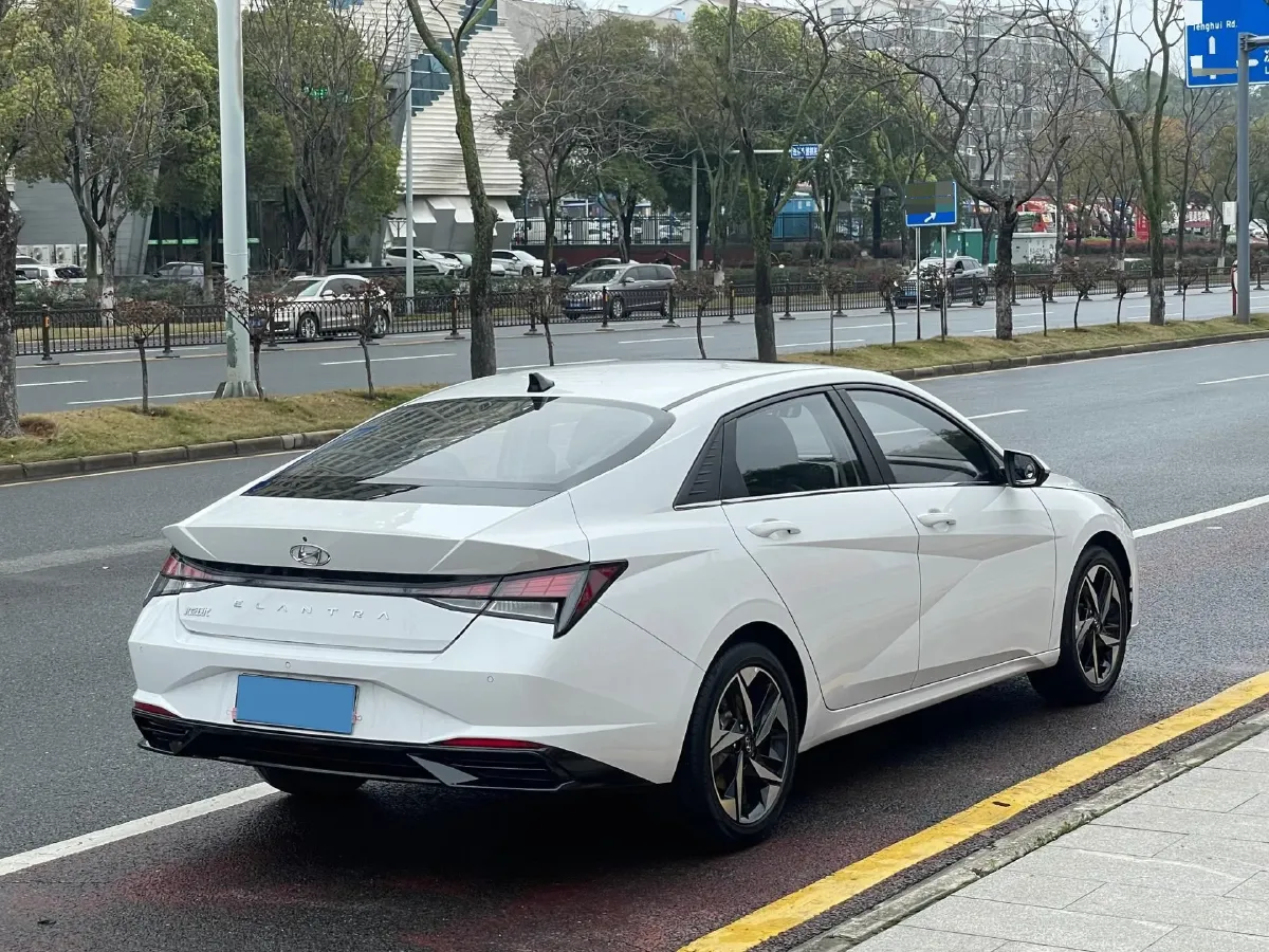 2021 Hyundai Elantra 1.5L 115HP L4 CVT,autocango,china used car exporter,china ev exporter,chinese used car exporter,chinese used ev exporter