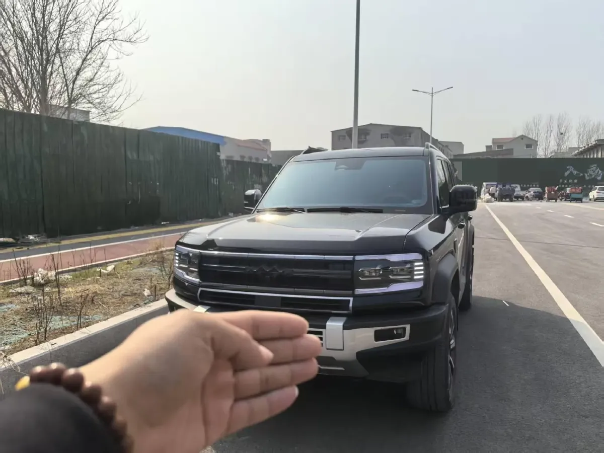 2023 FangChengBao Bao 5 1.5T 194HP L4 E-CVT PHEV 31.8KWH,autocango,china used car exporter,china ev exporter,chinese used car exporter,chinese used ev exporter