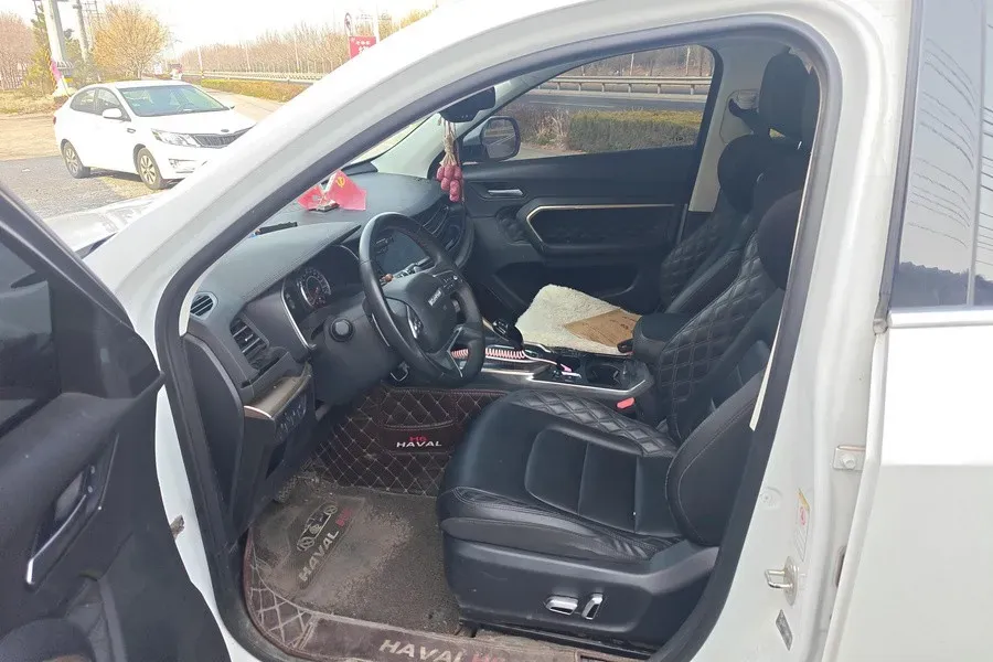 2020 Haval H6 1.5T 169HP L4 7DCT,autocango,china used car exporter,china ev exporter,chinese used car exporter,chinese used ev exporter