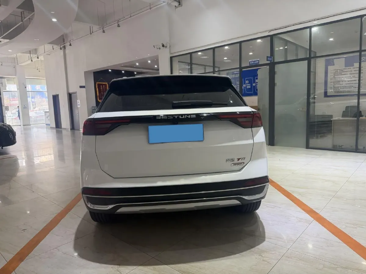 2023 Bestune T77 1.5T 169HP L4 7DCT,autocango,china used car exporter,china ev exporter,chinese used car exporter,chinese used ev exporter