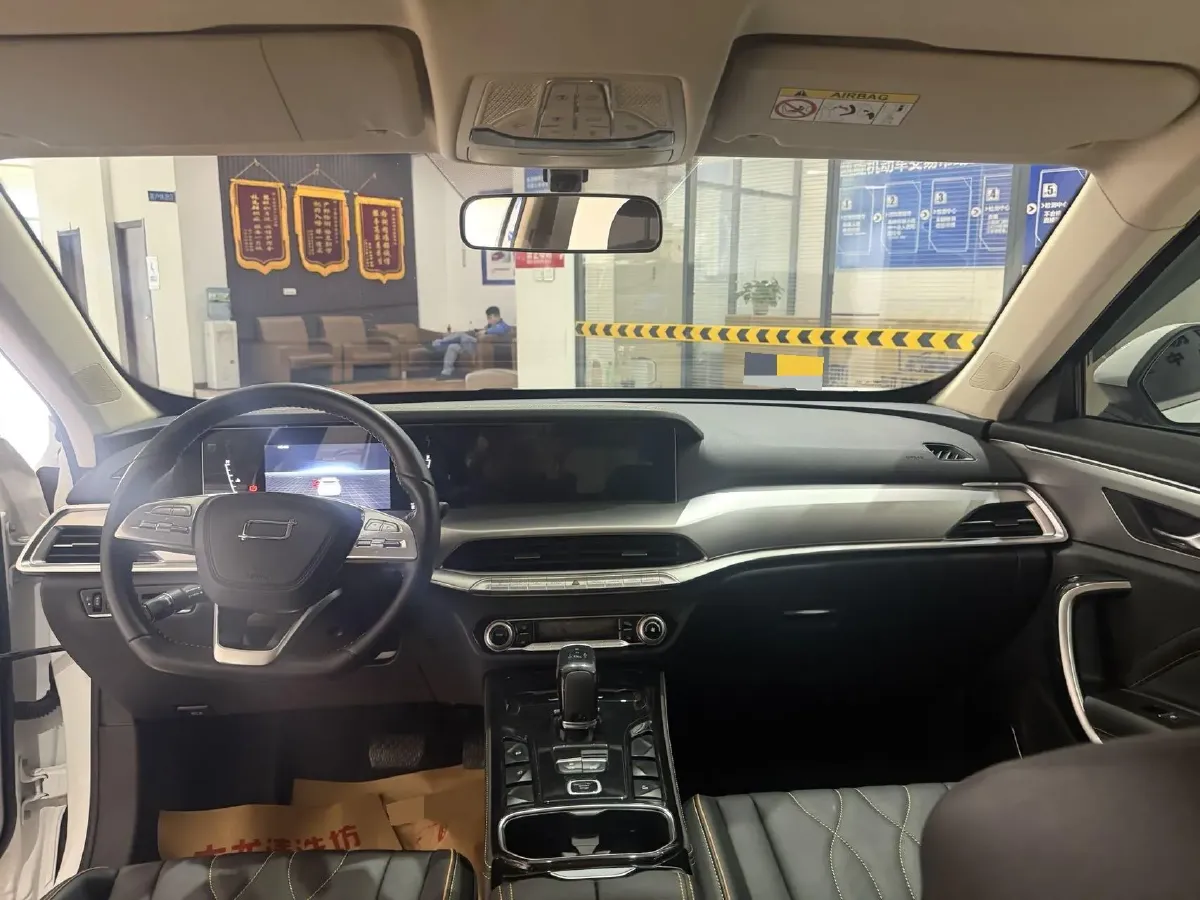 2023 Bestune T77 1.5T 169HP L4 7DCT,autocango,china used car exporter,china ev exporter,chinese used car exporter,chinese used ev exporter