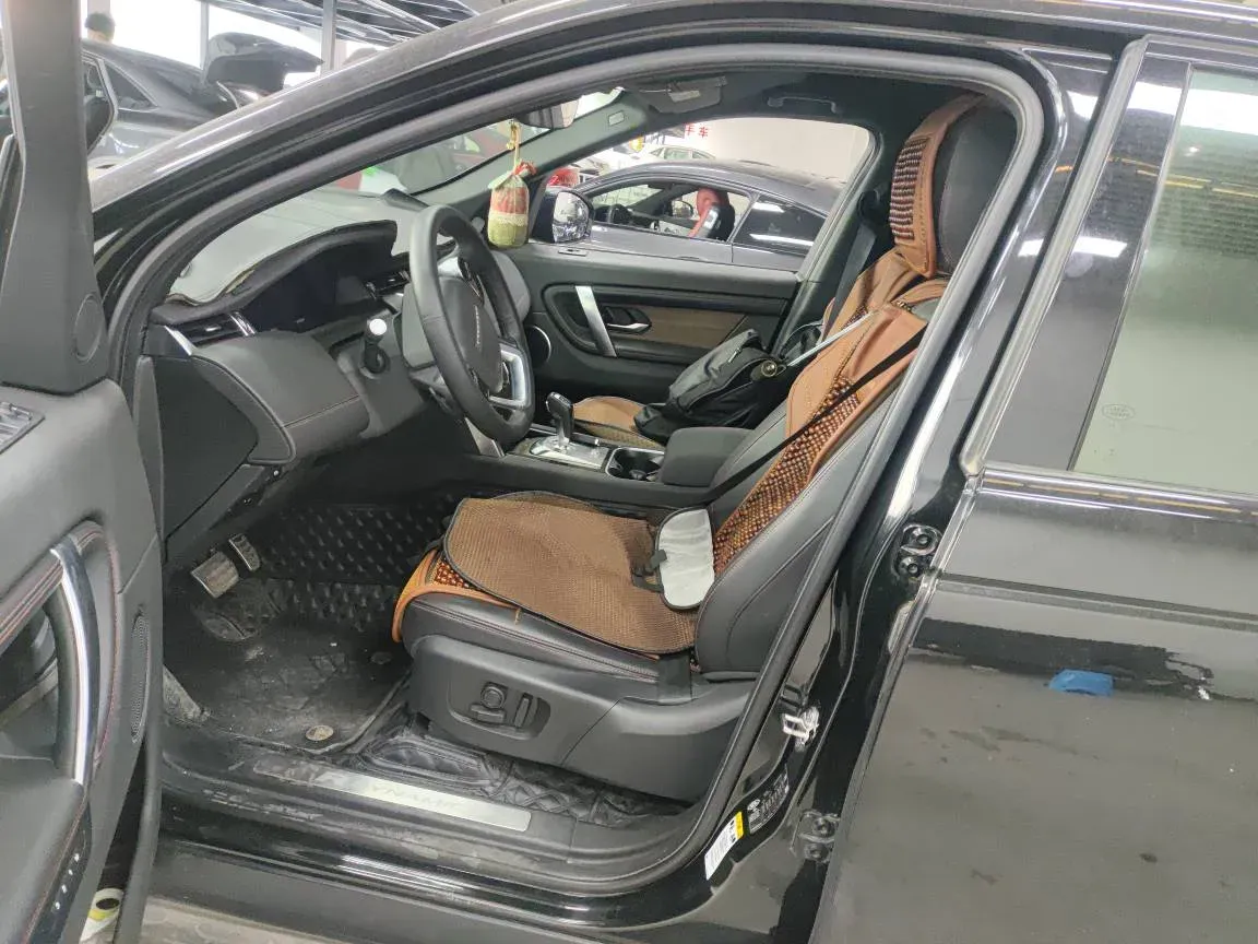 2020 Land Rover Discovery Sport 2.0T 249HP L4 9AT,autocango,china used car exporter,china ev exporter,chinese used car exporter,chinese used ev exporter