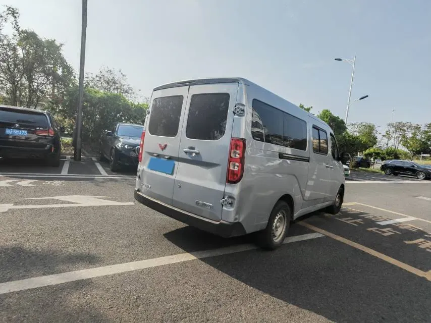 2024 WuLing YangGuang BEV 41.9KWH,autocango,china used car exporter,china ev exporter,chinese used car exporter,chinese used ev exporter