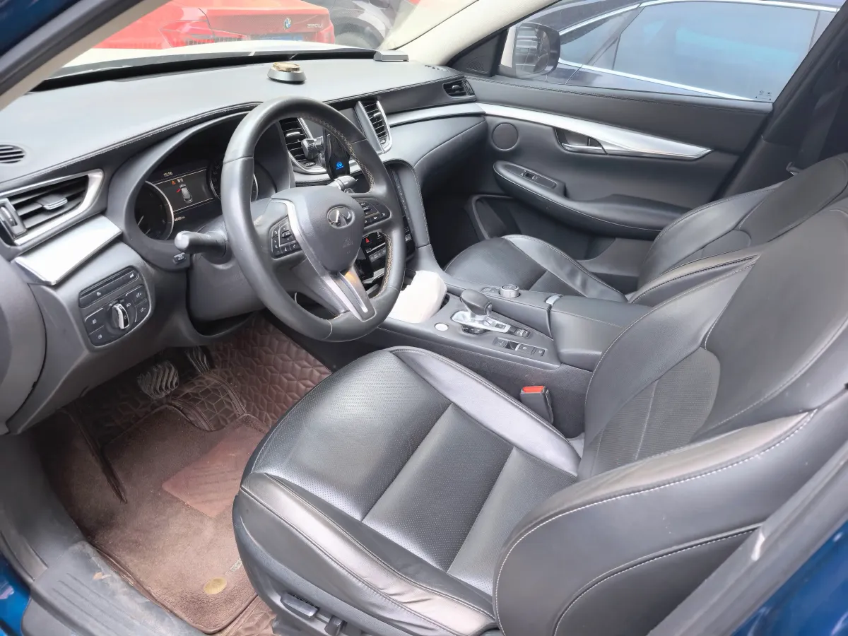 2018 Mitsubishi Pajero 3.0L 174HP V6 5AT,autocango,china used car exporter,china ev exporter,chinese used car exporter,chinese used ev exporter