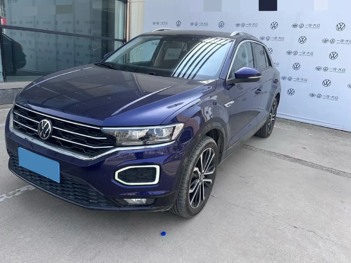 2022 Volkswagen T-Roc 1.4T 150HP L4 7DCT,autocango,china used car exporter,china ev exporter,chinese used car exporter,chinese used ev exporter
