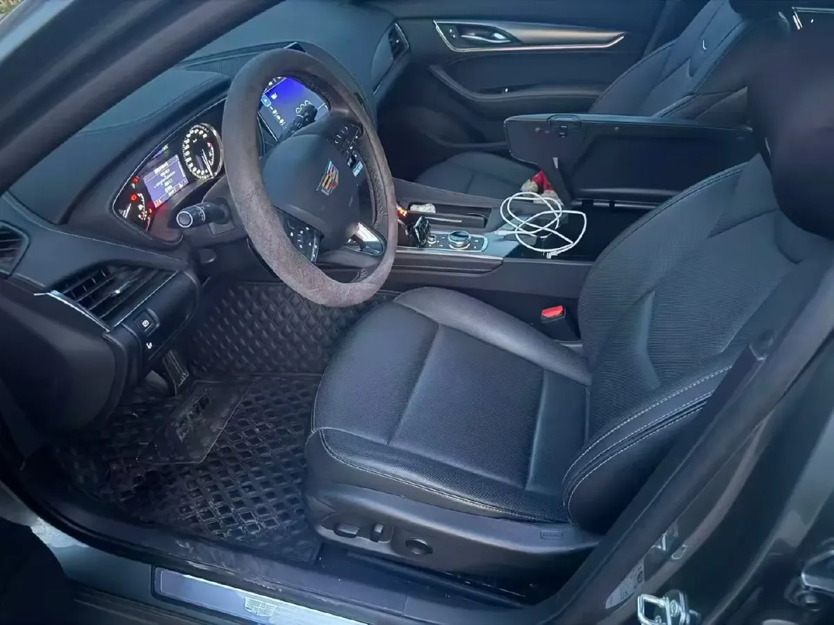 2023 Cadillac CT5 2.0T 237HP L4 10AT,autocango,china used car exporter,china ev exporter,chinese used car exporter,chinese used ev exporter
