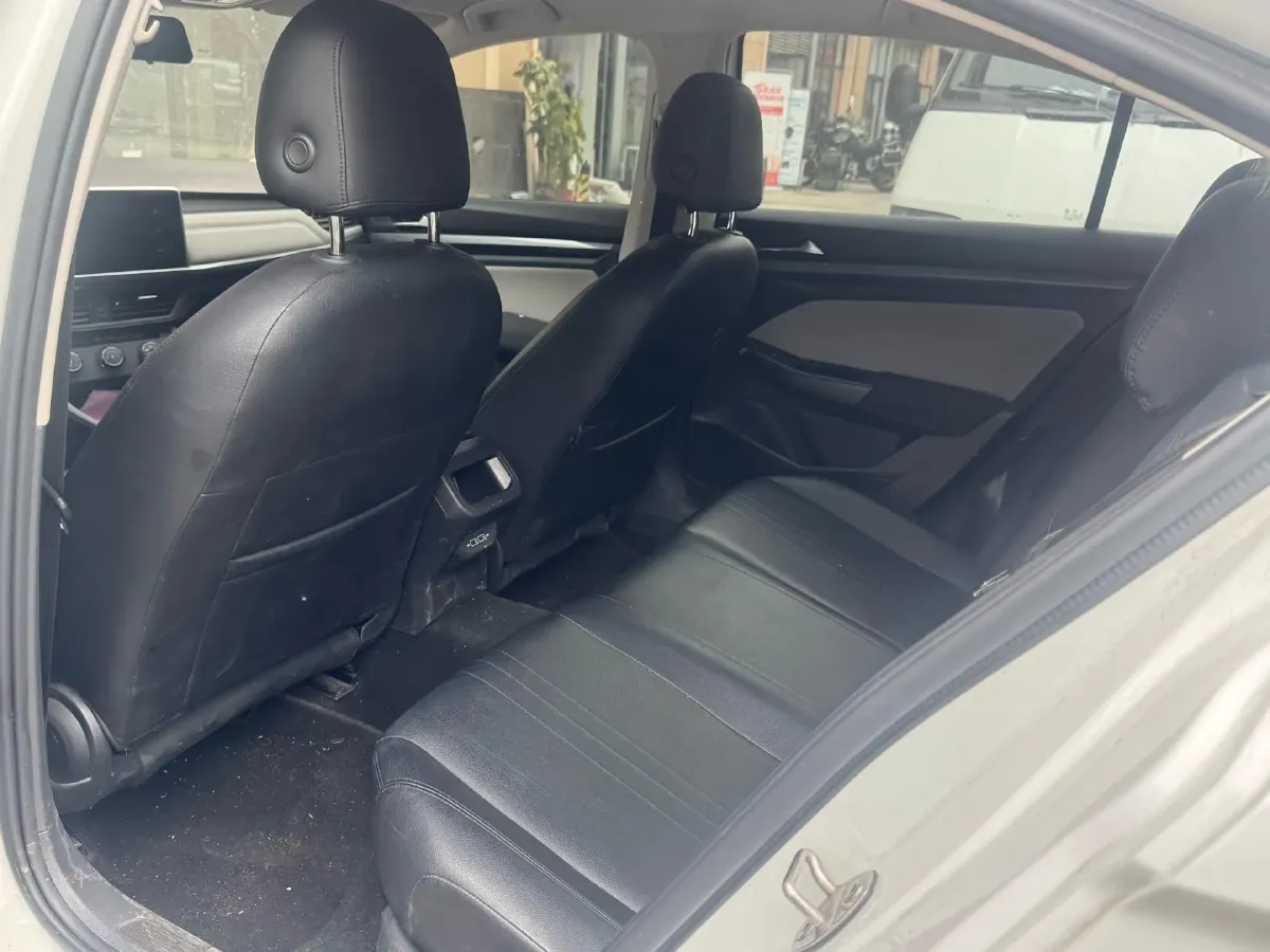 2023 Volkswagen Bora 1.2T 116HP L4 7DCT,autocango,china used car exporter,china ev exporter,chinese used car exporter,chinese used ev exporter