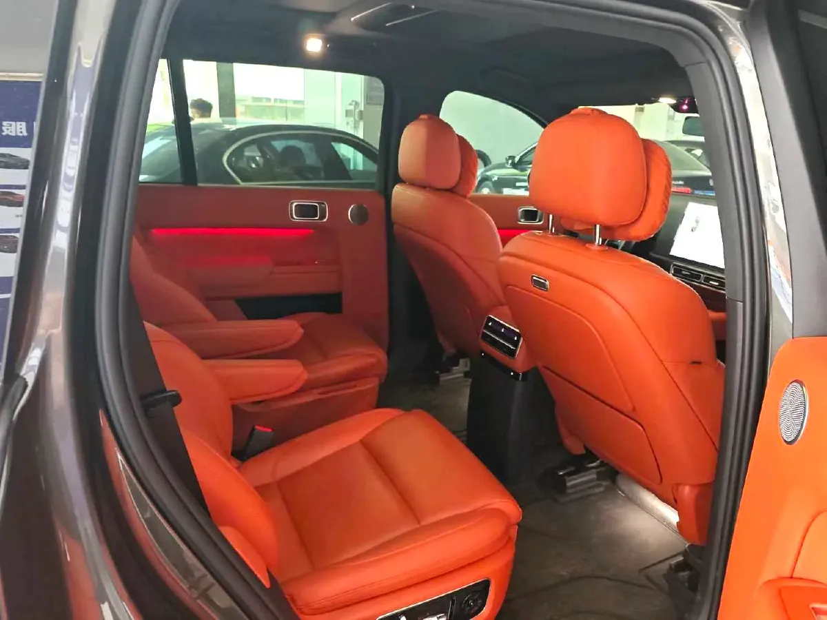 2022 Li L9 Range Extended 154HP REEV 42.6KWH,autocango,china used car exporter,china ev exporter,chinese used car exporter,chinese used ev exporter