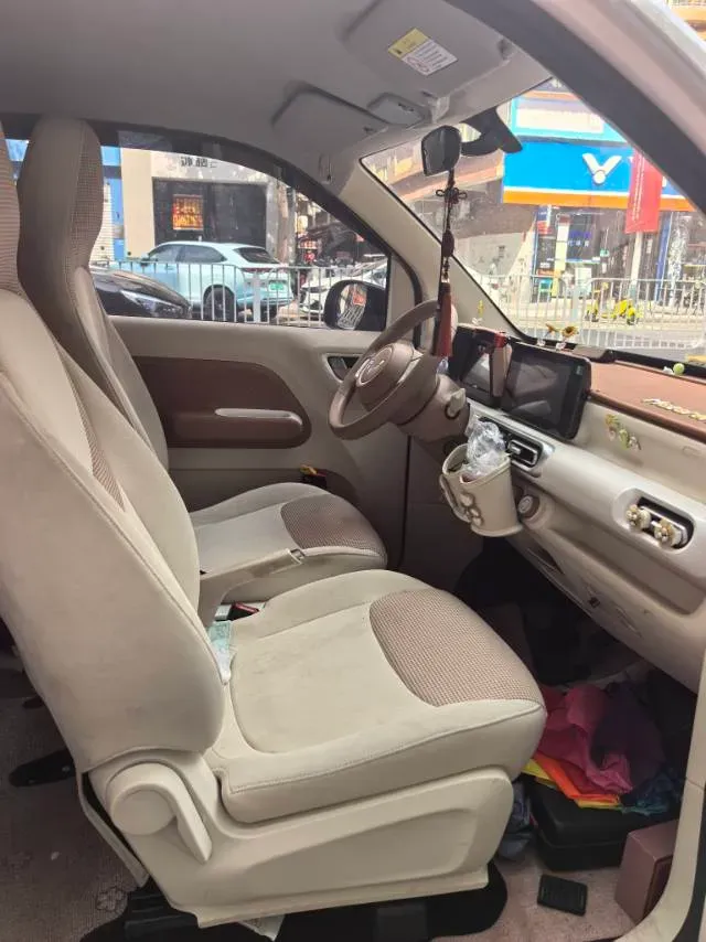 2024 WuLing HongGuang MINI EV BEV 17.3KWH,autocango,china used car exporter,china ev exporter,chinese used car exporter,chinese used ev exporter