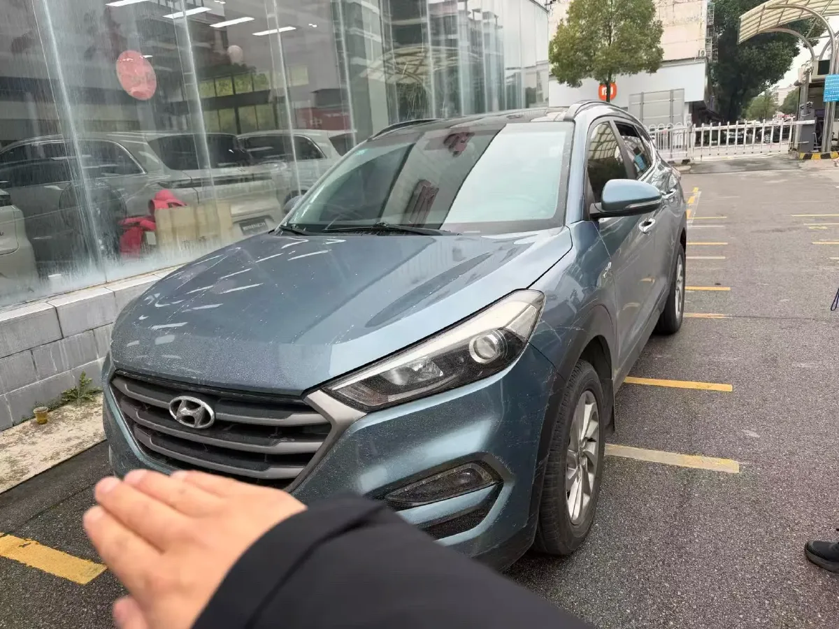 2015 Hyundai Tucson 1.6T 177HP L4 7DCT,autocango,china used car exporter,china ev exporter,chinese used car exporter,chinese used ev exporter