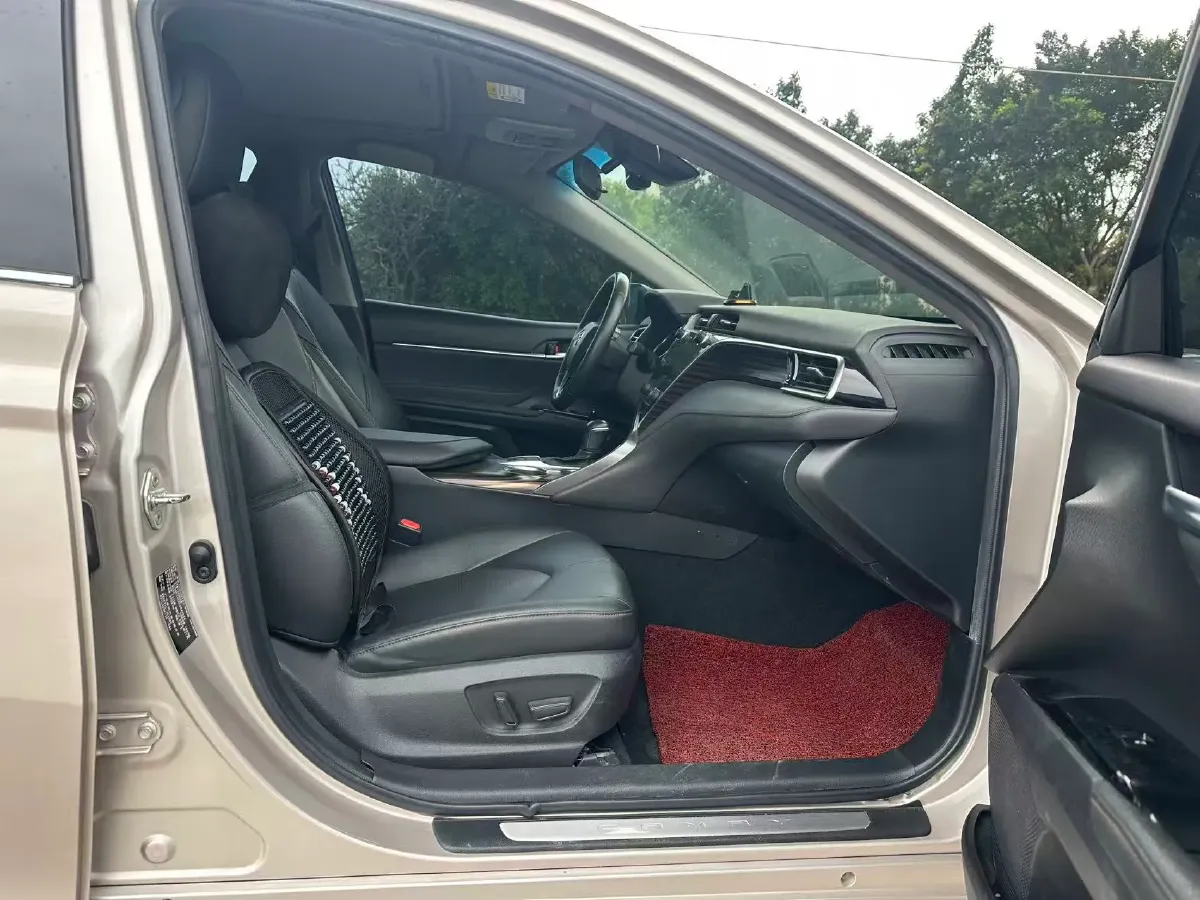 2019 Toyota Camry 2.0L 178HP L4 CVT,autocango,china used car exporter,china ev exporter,chinese used car exporter,chinese used ev exporter