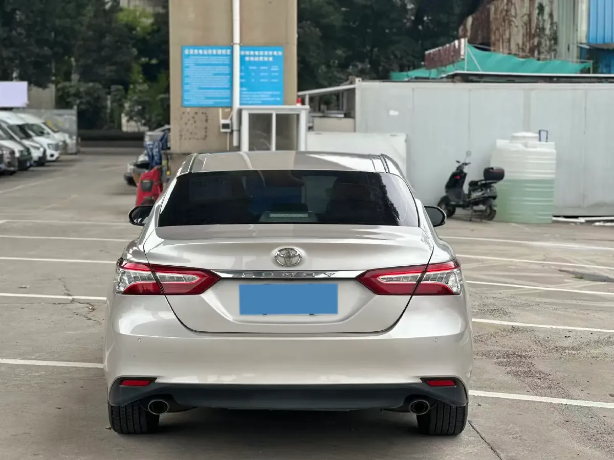 2019 Toyota Camry 2.0L 178HP L4 CVT,autocango,china used car exporter,china ev exporter,chinese used car exporter,chinese used ev exporter