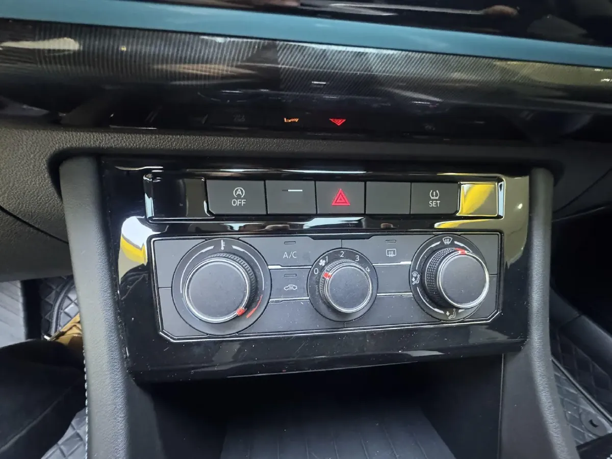 2022 Jetta VS5 1.4T 150HP L4 6AT,autocango,china used car exporter,china ev exporter,chinese used car exporter,chinese used ev exporter