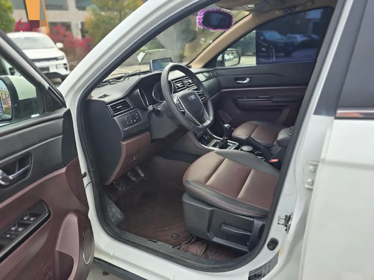 2017 JAC Refine S3 1.5L 113HP L4 6MT,autocango,china used car exporter,china ev exporter,chinese used car exporter,chinese used ev exporter