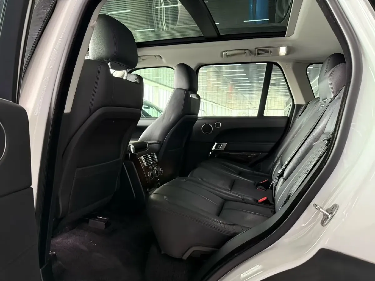 2017 Land Rover Range Rover 3.0T 340HP V6 8AT,autocango,china used car exporter,china ev exporter,chinese used car exporter,chinese used ev exporter